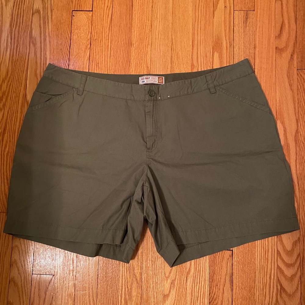 Green Khaki Shorts